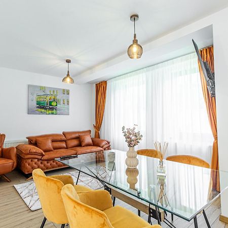 Cozy Brand New Boutique Aparthotel Braszów Zewnętrze zdjęcie