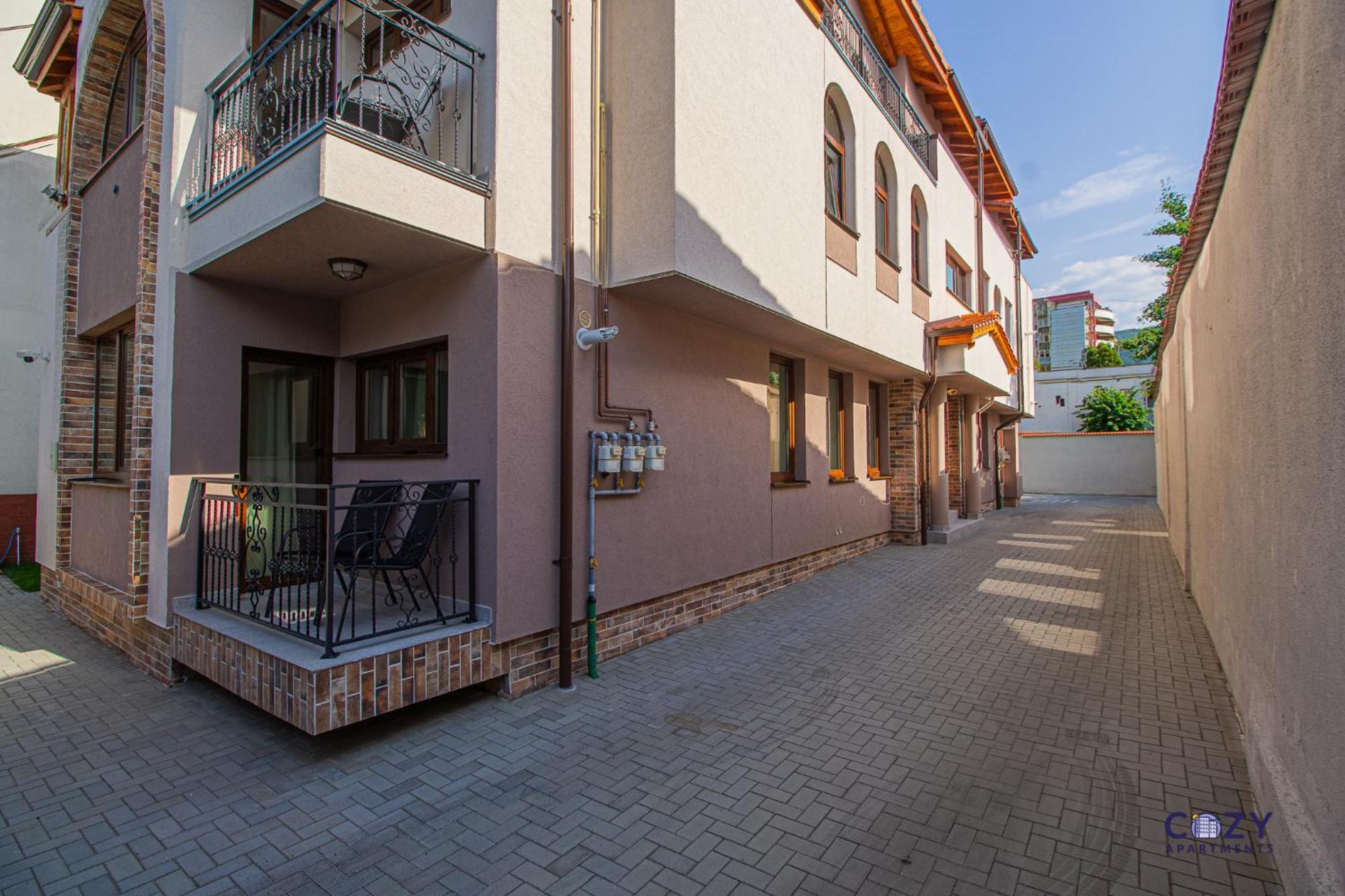 Cozy Brand New Boutique Aparthotel Braszów Zewnętrze zdjęcie