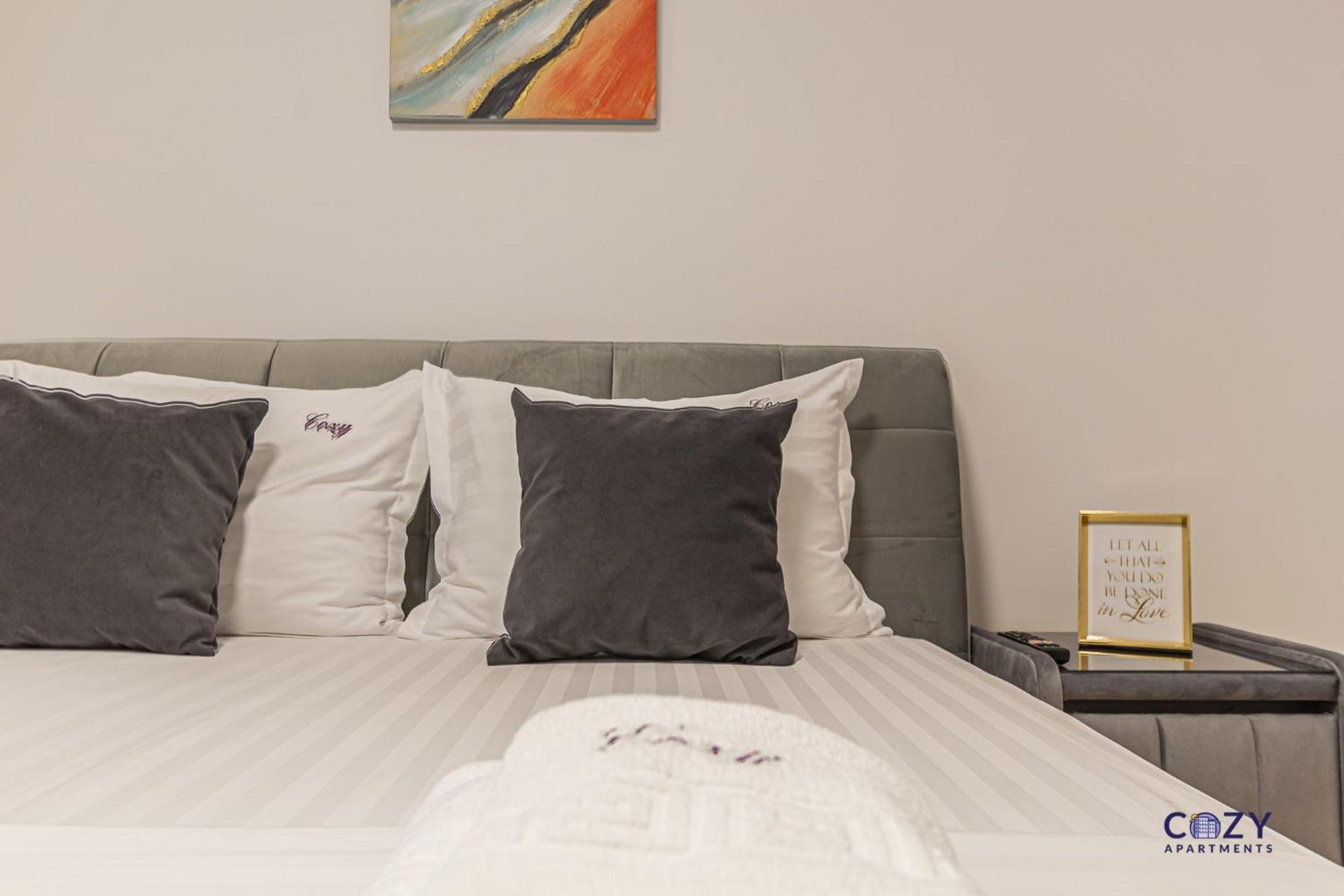 Cozy Brand New Boutique Aparthotel Braszów Zewnętrze zdjęcie