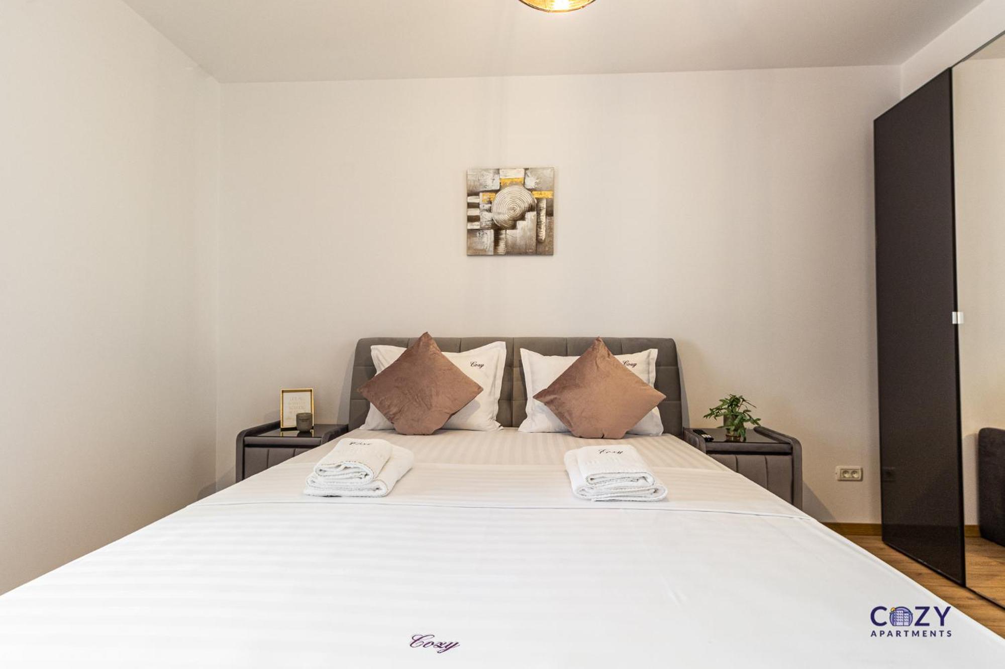 Cozy Brand New Boutique Aparthotel Braszów Zewnętrze zdjęcie